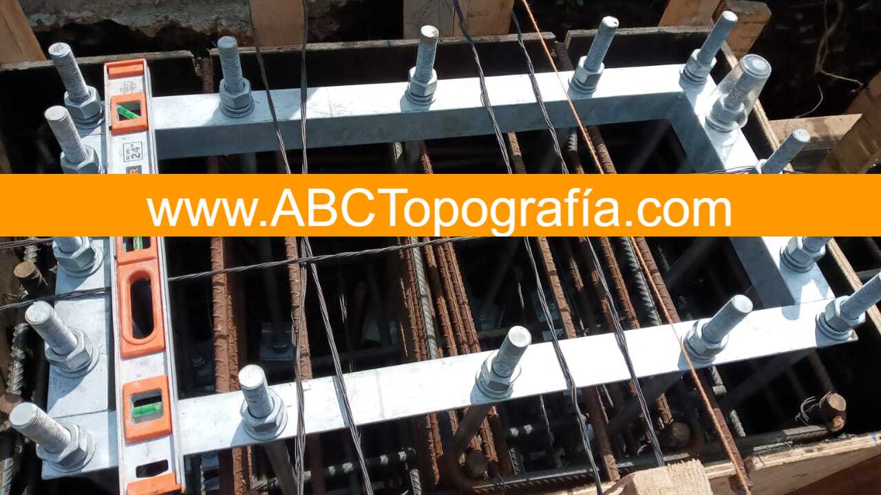 Lee más sobre el artículo Levantamiento Topográfico en carretera Contepec Michoacán TC-0306-6D Fase 2