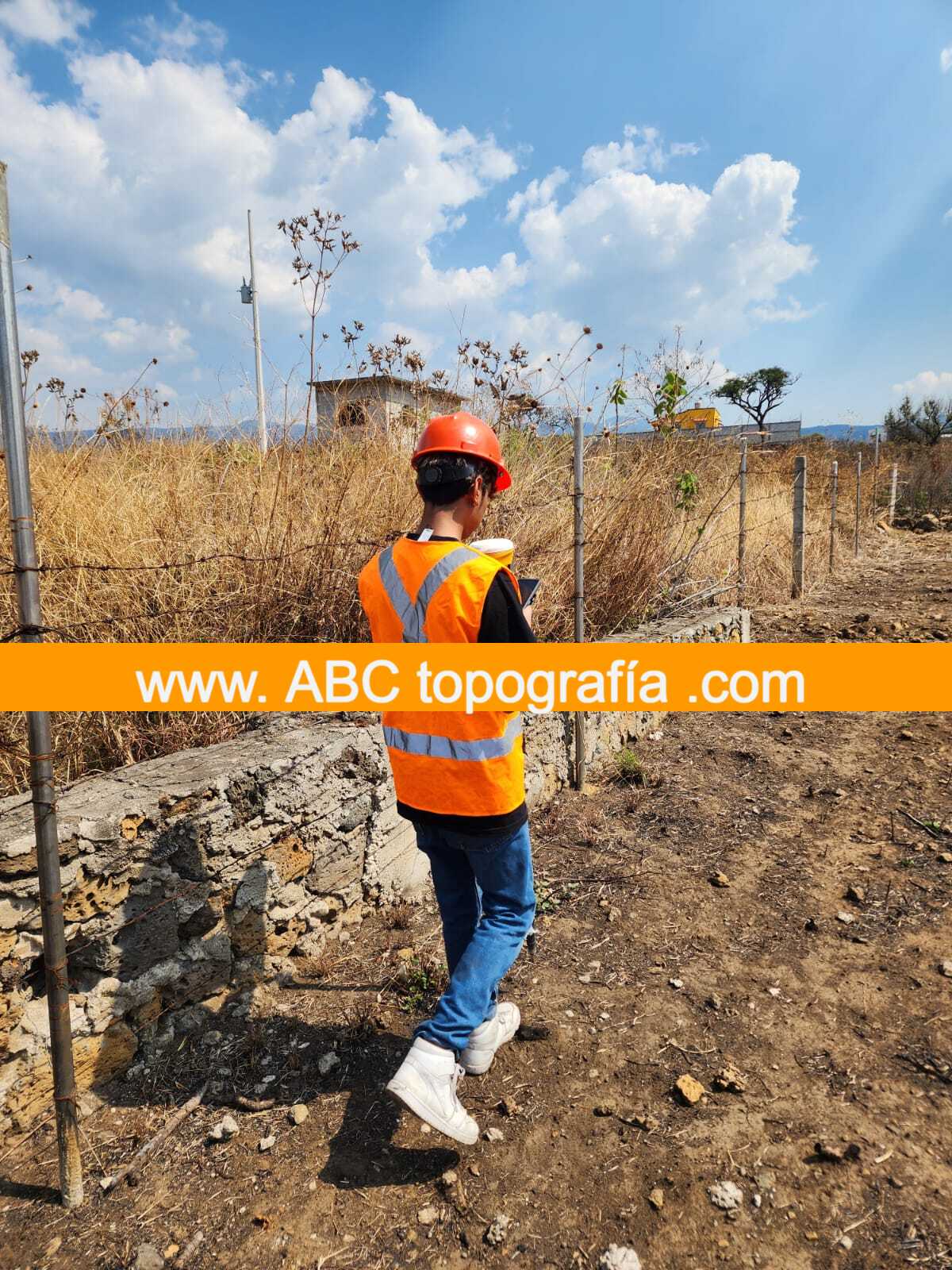 Lee más sobre el artículo Levantamiento Topográfico en Jardines del Pedregal Alvaro Obregon TC-0605-2F