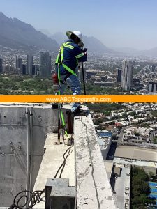 3Levantamiento topográfico en San Pedro Garza García TC-2602-D1